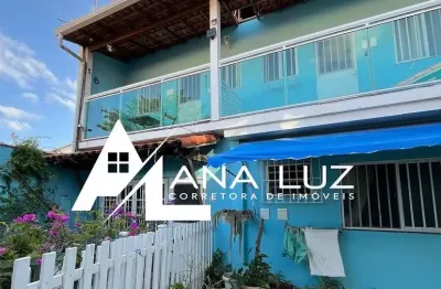 2 imóveis em 1 no boqueirão, saquarema – casa + 6 studios a 150m da praia! reformado, pronto para morar ou investir, com até 7 vagas e placas solares.