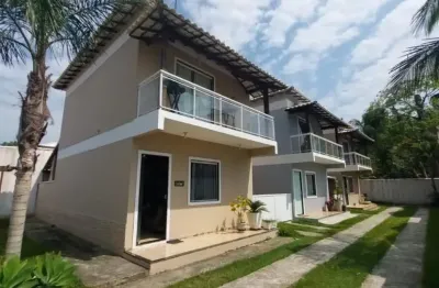Casa duplex com área gourmet e garagem coberta no porto da roça!