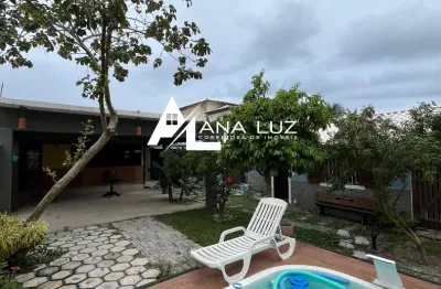 Dupla oportunidade no boqueirão! apenas 200m da praia, 2 casas documentadas, piscina, área gourmet e suítes independentes. conforto, lazer e qualidade de vida te esperando!