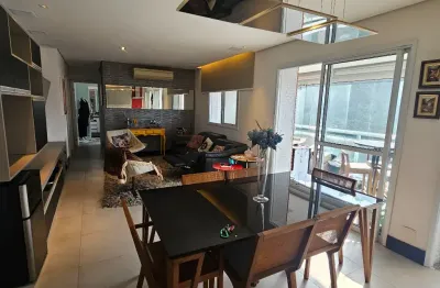 Amplo 2 dormitórios e 2 vagas com varanda gourmet para locação