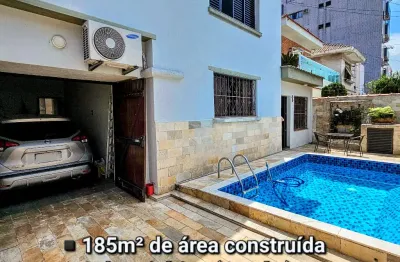 Sobrado com piscina e churrasqueria! 185m²  de área construida! 3 dorms(1 suite) 2 vagas