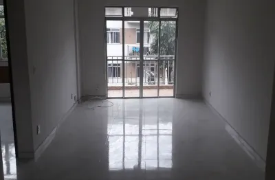 Apartamento de 78m² com 2 quartos e 2 banheiros - irajá / rj