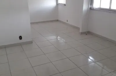 Amplo apartamento de 65m² e 2 quartos - vila kosmos / rj
