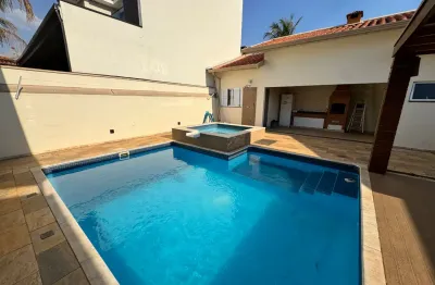 Casa com piscina no portal dos pássaros – a melhor oportunidade abaixo de r$ 1 milhão!
