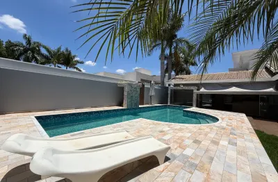 Belíssima casa com piscina para alugar no condomínio flora ville / boituva-sp