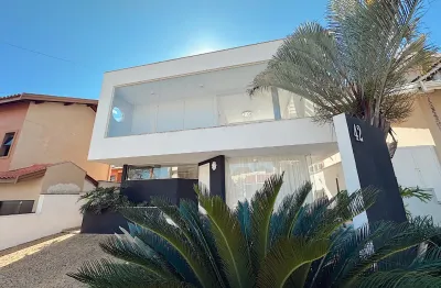 Belíssima casa com piscina para locação no condomínio portal dos pássaros - boituva/sp