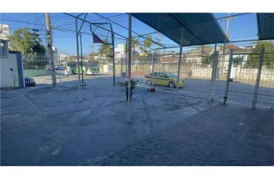 Prédio à venda na Estrada Padre Roser, 856, Irajá, Rio de Janeiro