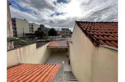 Galpão com 254m² para locação por r$ 6.500,00 na vila da penha - rj