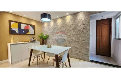 Casa Bi familiar, 4 quartos á venda COM 170M² em Vista Alegre - R$ 650.000,00
