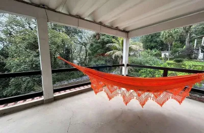 Casa com terreno de 1.419m² à venda por r$ 380.000,00 na subida da serra de petrópolis em duque de caxias