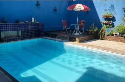 Casa venda 4 quartos com  piscina  243m² no jardim vinte e cinco de agosto em duque de caxias. rj