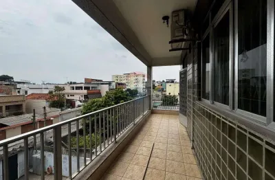 Casa triplex de 185m²  à venda por r$ 473.000,00 em duque de caxias!