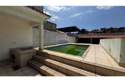 Casa de 420mº  com 5 quartos à venda por R$ 954.000, Luxo e Conforto no Jardim Gramacho,