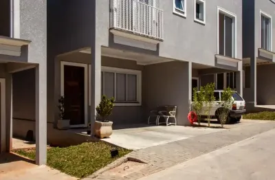 Villagio em santana de parnaíba tem somente 3 sobrados para venda aceita financiamento bancário pega carro como entrada