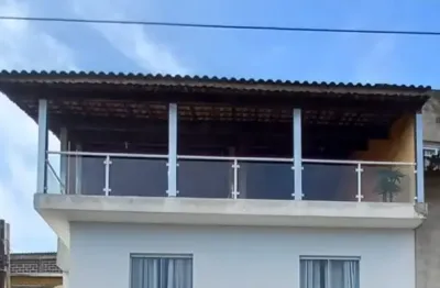 Sobrado para locação em jandira tem mais uma casa nos fundos alugando a casa principal
