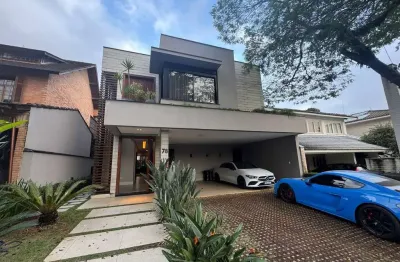 Casa com 4 quartos à venda no Alphaville, Santana de Parnaíba 