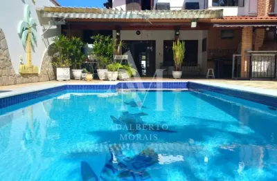 Magnífica casa de praia com 6 quartos à venda ou permuta, 400 m²