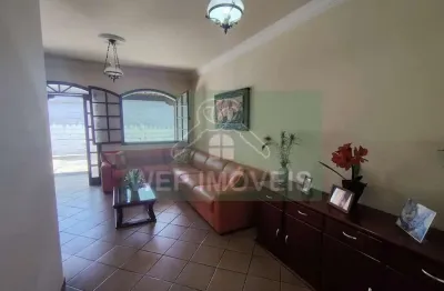 Casa com 3 quartos à venda na Rua Aprígio Ribeiro de Oliveira, Dom Joaquim, Belo Horizonte