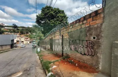 Terreno à venda na Rua Uirapuru, Salgado Filho, Belo Horizonte