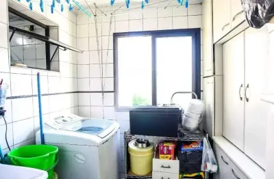 Apartamento á venda na Vila Andrade, com 3 dormitórios, sendo 1 suíte e 2 vagas.