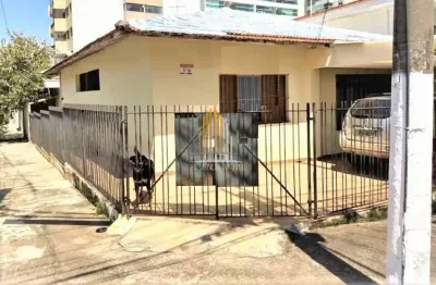 Casa com 250m² com 3 dormitorios, 2 banheiros, 1 sala e 4 vagas em campo belo casa em campo belo - c