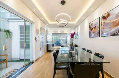 Casa com 3 quartos à venda na Rua Aprígio Rego Lopes, 103, Jabaquara, São Paulo