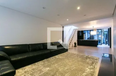 Casa com 3 quartos à venda na Rua Atucuri, 52, Vila Carrão, São Paulo