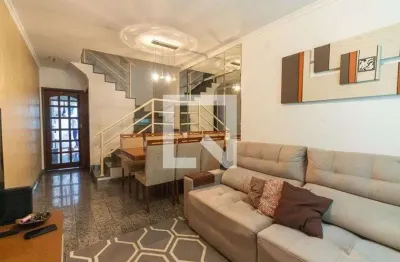 Casa com 3 quartos à venda na Avenida Norberto Mayer, 16, Vila Carrão, São Paulo