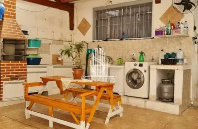 Casa térrea com 180,00 5 dormitorios, 3 banheiros, 2 vagas na região da lapa em são paulo capital.
