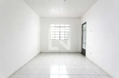 Casa com 2 quartos à venda na Rua Pedro Pires, 171, Vila Carrão, São Paulo