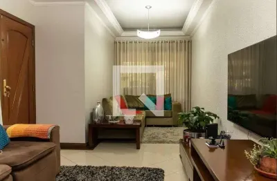 Casa com 3 quartos à venda na Rua Guaragi, 104, Vila Carrão, São Paulo