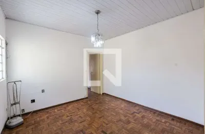 Casa com 1 quarto à venda na Rua Lácio, 249, Vila Carrão, São Paulo