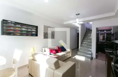 Casa com 3 quartos à venda na Rua Dentista Barreto, 1180, Vila Carrão, São Paulo