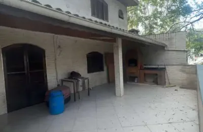 Casa com 4 quartos à venda no Taboão, São Bernardo do Campo 
