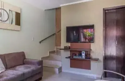Sobrado à venda com 3 quartos e 2 vagas de garagem - campestre
