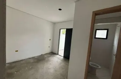 Apartamento cobertura com 110m² com 2 dormitório sendo 1 com suite e varanda.
