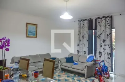 Casa com 3 quartos à venda na Rua Dom Bernardo José Bueno Miele, 480, Nova Petrópolis, São Bernardo do Campo