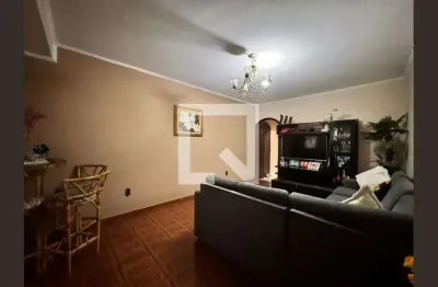 Casa com 3 quartos à venda no Utinga, Santo André 