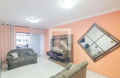 Casa com 2 quartos à venda na Rua Novarra, 134, Jardim Itapoan, Santo André