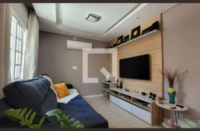 Casa com 2 quartos à venda na Rua Brasílio Machado, 79, Jardim, Santo André