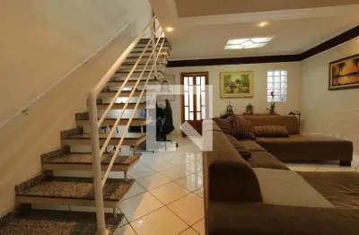 Casa com 3 quartos à venda no Jardim Utinga, Santo André 