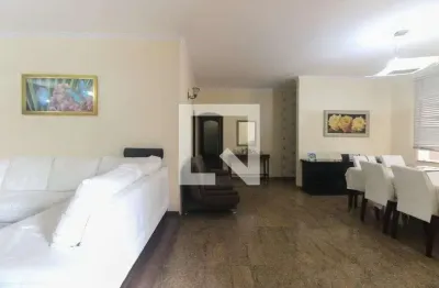 Casa com 5 quartos à venda na Rua Pretória, 341, Vila Carrão, São Paulo