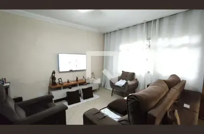 Casa com 3 quartos à venda na Rua Oleiros, 16, Itaquera, São Paulo