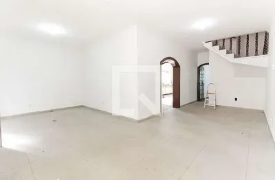 Casa com 2 quartos à venda na Rua Itarumã, 295, Itaquera, São Paulo
