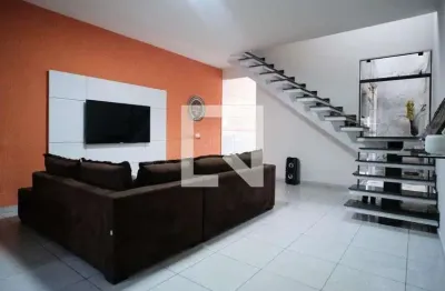 Casa com 2 quartos à venda na Rua Alto do Parnaíba, 512, Cidade Patriarca, São Paulo