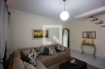 Casa com 3 quartos à venda na Rua Jacinto Machado, 207, Itaquera, São Paulo