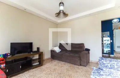 Casa com 2 quartos à venda na Rua Capitão Antônio Vasconcelos, 93, Itaquera, São Paulo