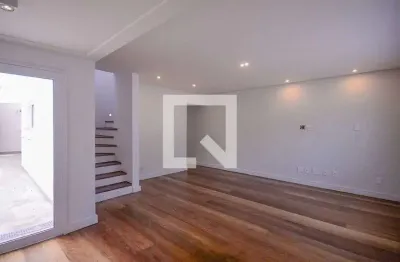 Casa com 3 quartos à venda na Rua Emílio Lang Júnior, 210, Bosque da Saúde, São Paulo