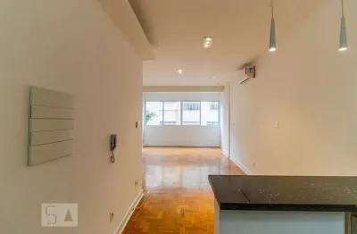 Kitnet / Stúdio à venda na Rua Doutor Cesário Mota Júnior, 358, Santa Cecília, São Paulo