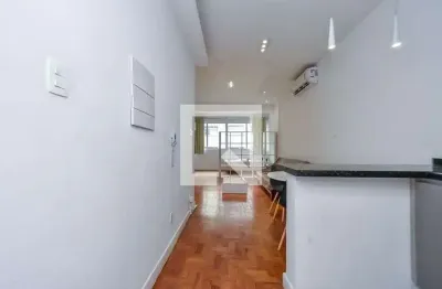 Kitnet / Stúdio à venda na Rua Doutor Cesário Mota Júnior, 387, Santa Cecília, São Paulo